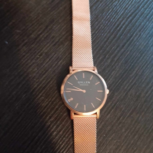 Watch - Picture 3 of 4